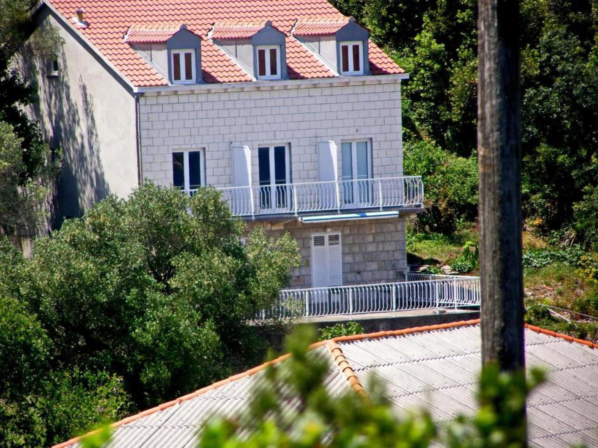 Apartment Nodilo Polace
